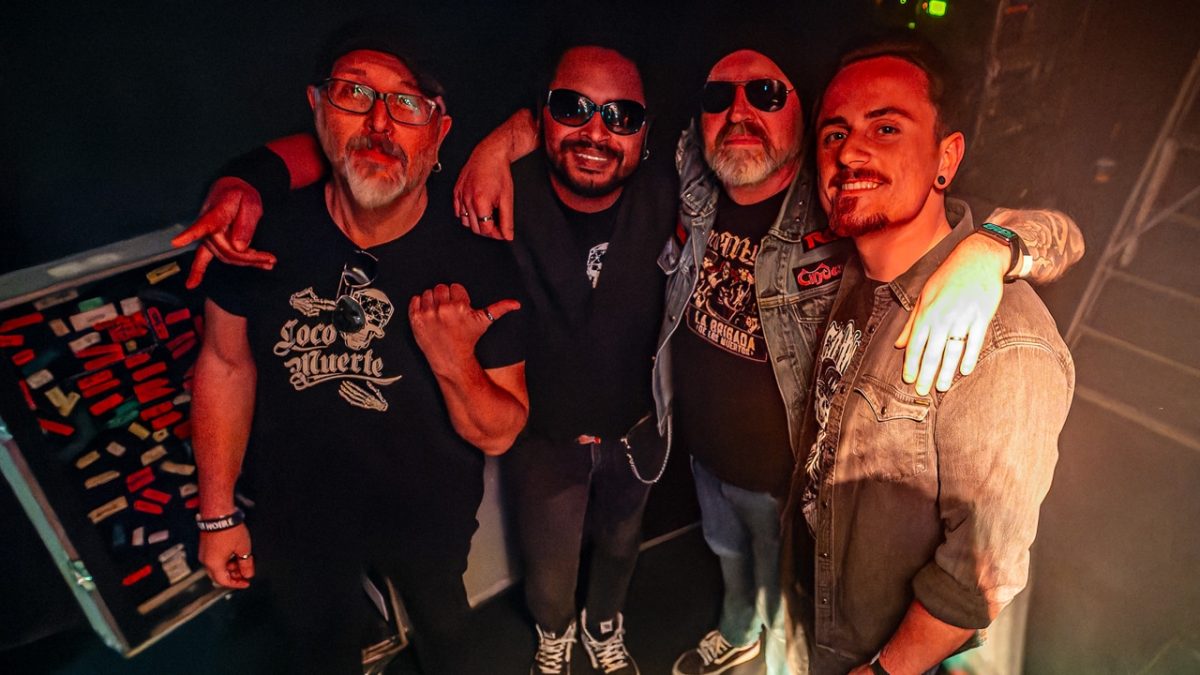 Charcoal pour la sortie de son nouvel EP "Rocks"