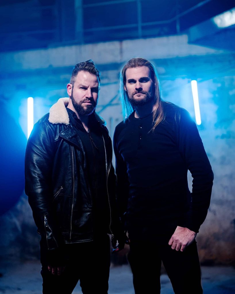 Aries-Descendant-Jonah Weingarten et Nicklas Sonne