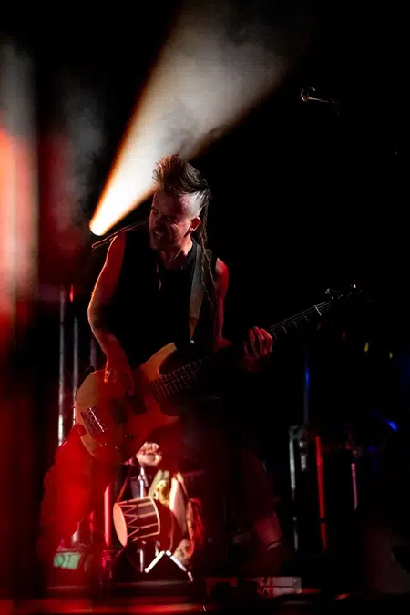 Los Tres Puntos - Basse - Arsenal Rock Festival