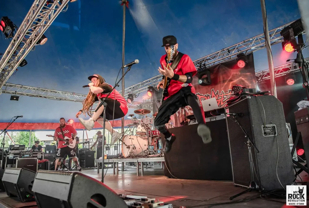 FIRST RAGE - du rap-rock fusion qui frappe fort