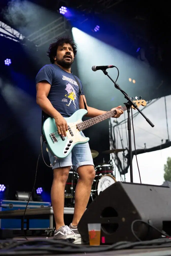 Intenable, show énergique à l'Arsenal Rock Festival
