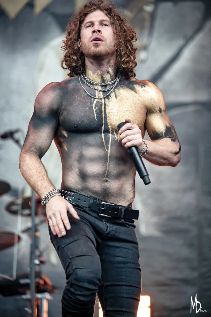 Jonny Hawkins-Nothing More -concert metal 2025