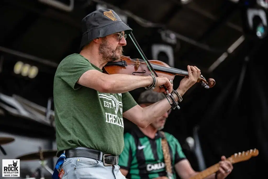 THE BLACK CLOVER-ARDENN ROCK