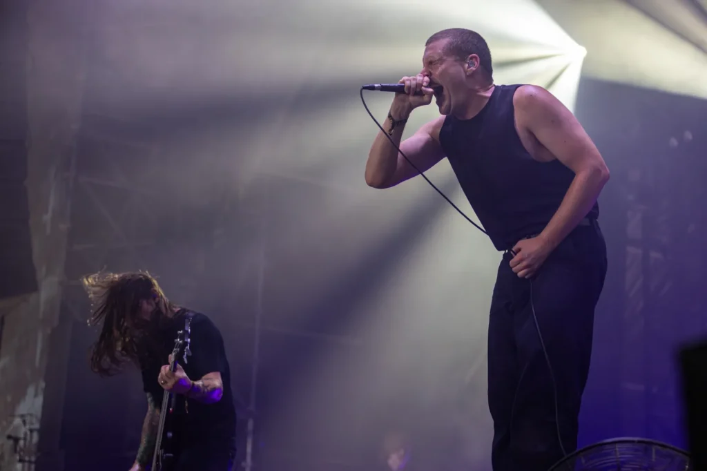 Deafheaven _ frontman charismatique