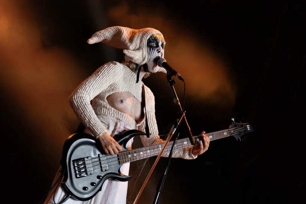 Victoria Røising (bass, vocals) - Witch Club Satan