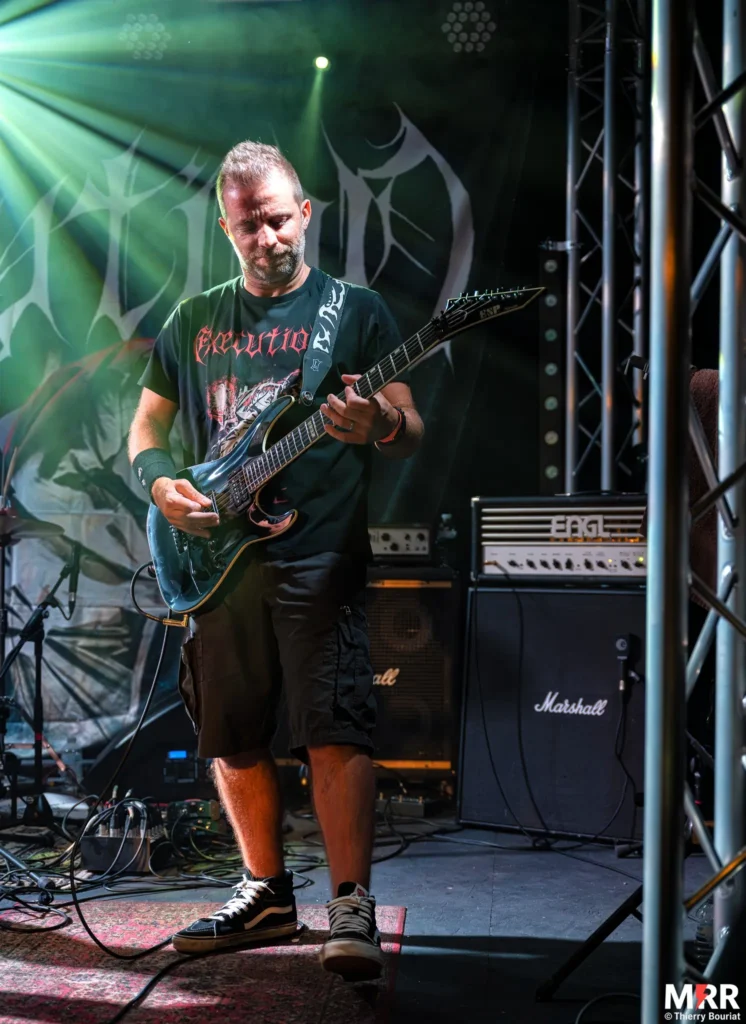 Guitariste de Execution en live à l’inauguration du Salem 2025