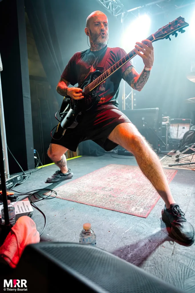 Guitariste de Explicit Silence