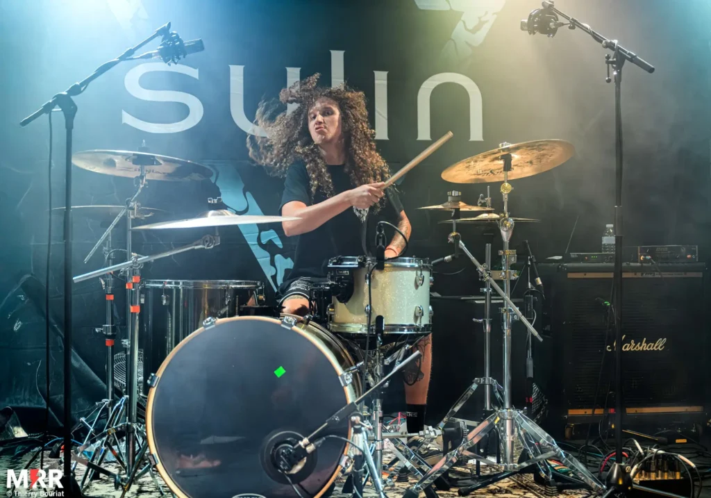 Batteur de Sujin en live à l’inauguration de la nouvelle scène du Salem 2025