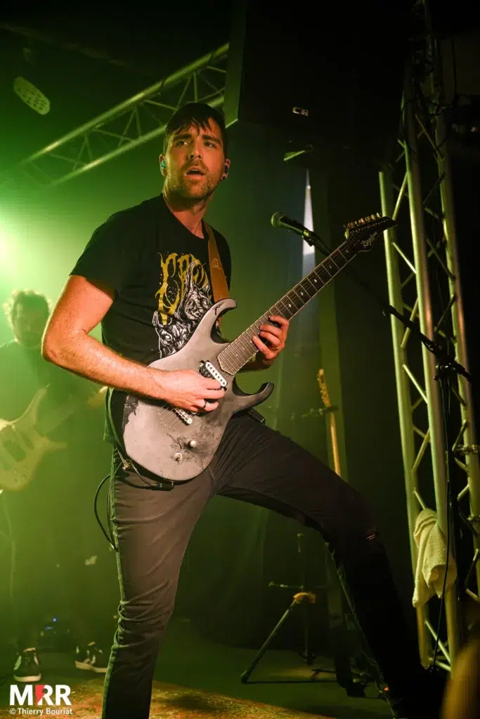 Guitariste de Sujin