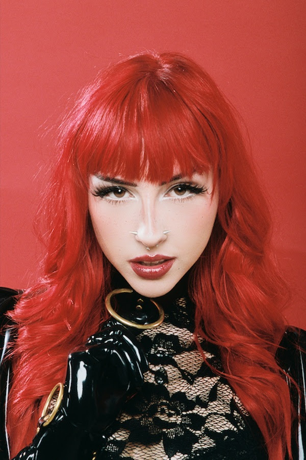 Vana "Pray"