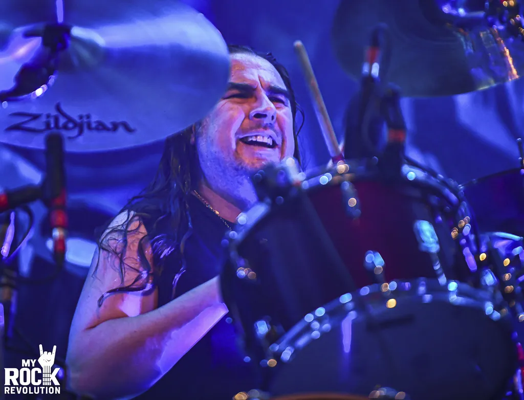 Airbourne - Rocher de Palmer - en mode rouleau compresseur - photo 5