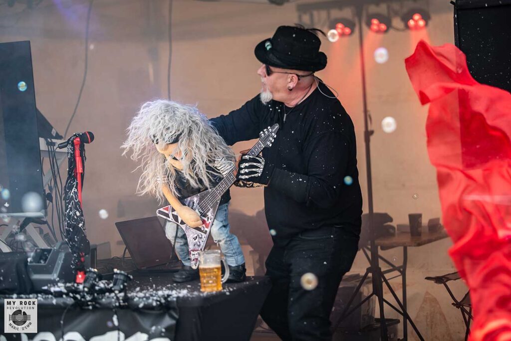 ROCK'N PUPPETS _ Festival pétales et Pogos _ photo 2